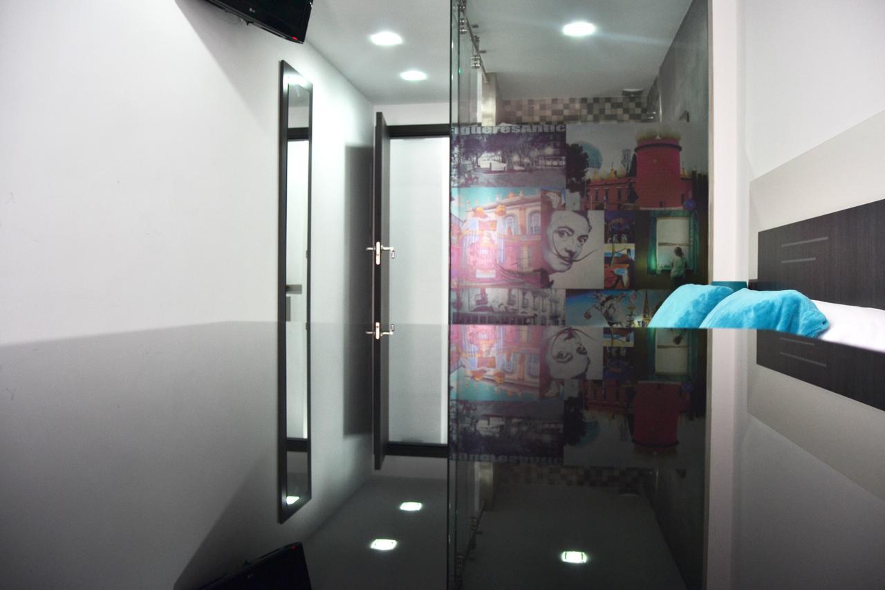 Bed&Breakfast 10 ชีโรนา ภายนอก รูปภาพ
